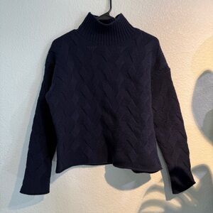 Cable lambswool sweater